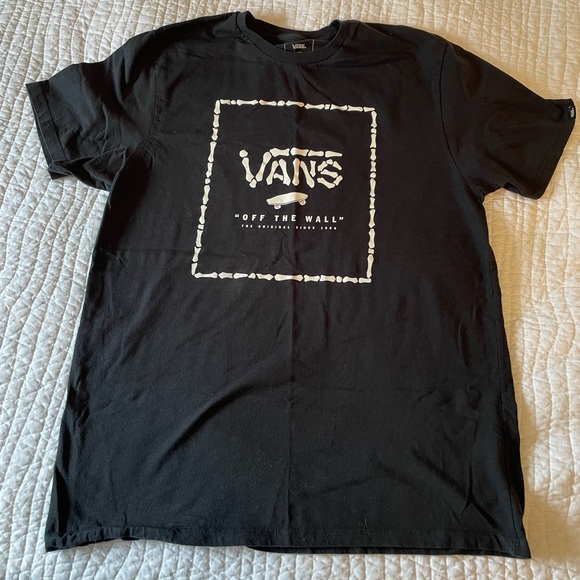 Mens Vans Black Short Sleeve Tee with Bone Graphic - Picture 2 of 5